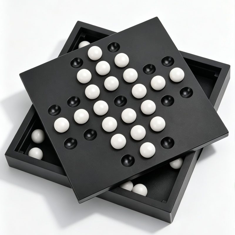 Board Game Enthusiast - Europäisches Klassisches Einzel-Schach Peg Solitaire Lehrreiches